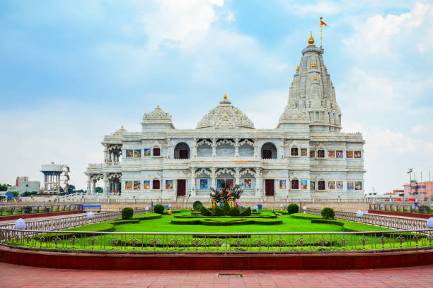 Delhi to Agra, Uttar Pradesh (via Mathura & Vrindavan)