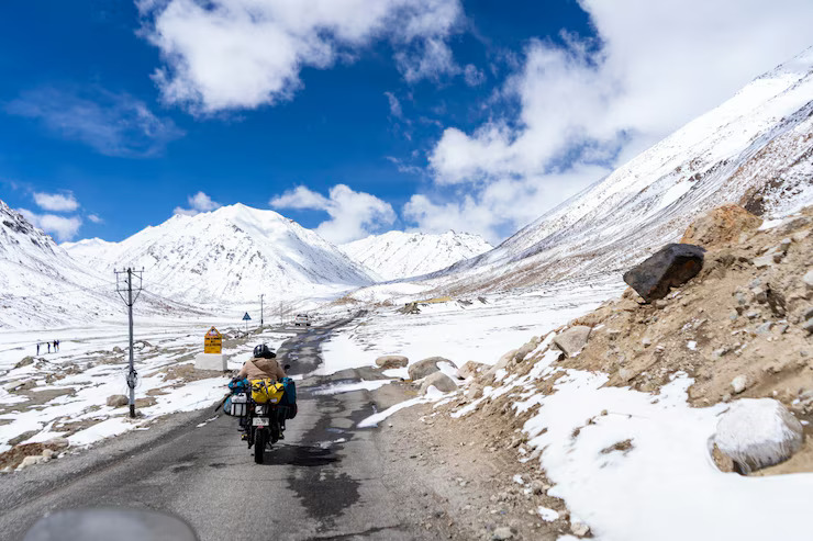 Khardungla Pass Leh Tour